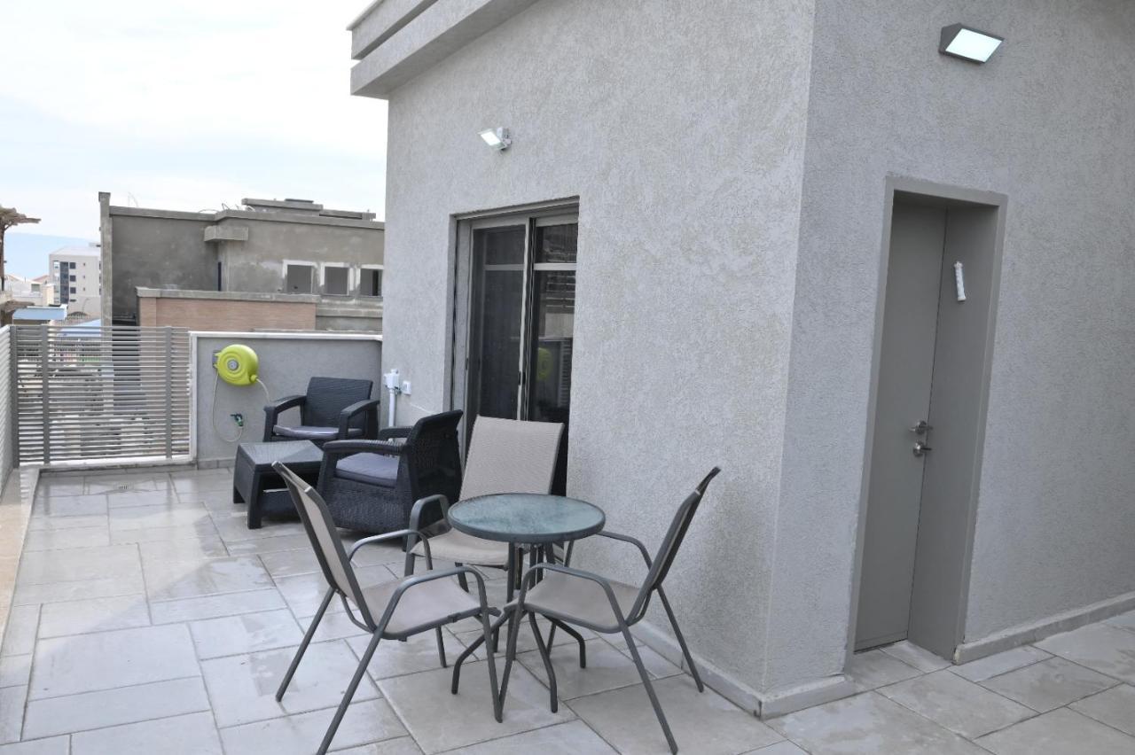 Apartamento נוף יובלים Kiryat Shemona Exterior foto
