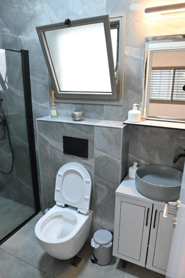 Apartamento נוף יובלים Kiryat Shemona Exterior foto
