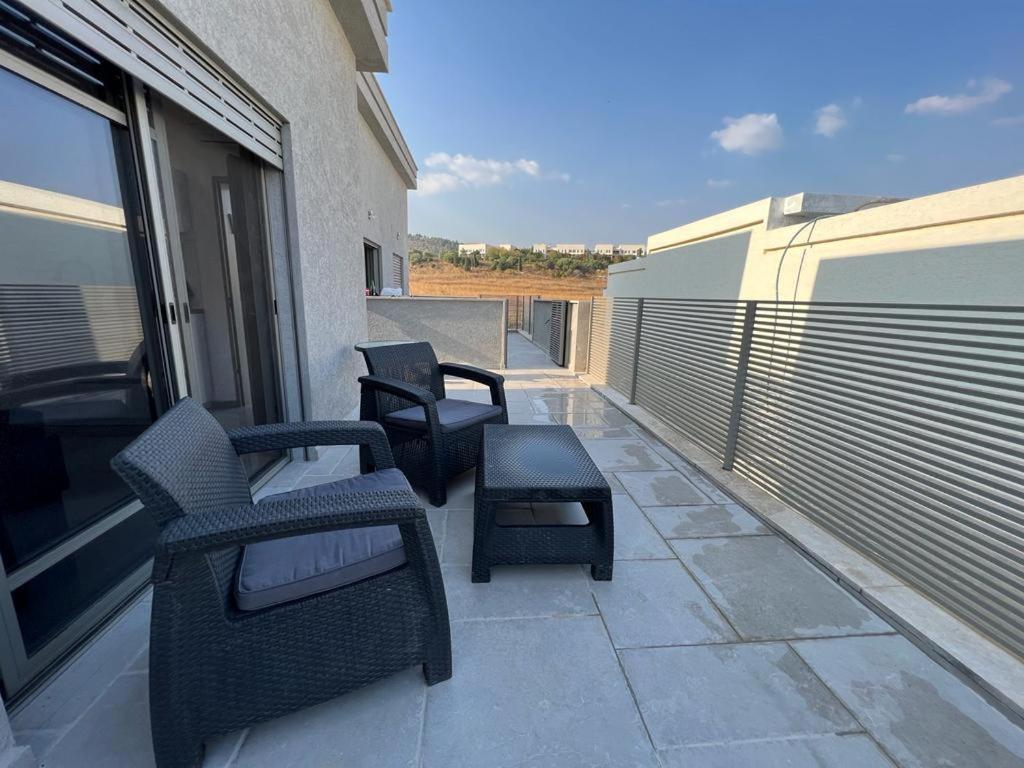 Apartamento נוף יובלים Kiryat Shemona Exterior foto